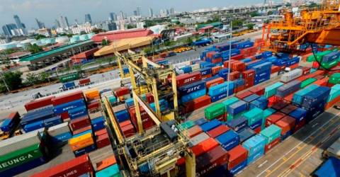 Export and import prices up 1.1%, 0.9% last year