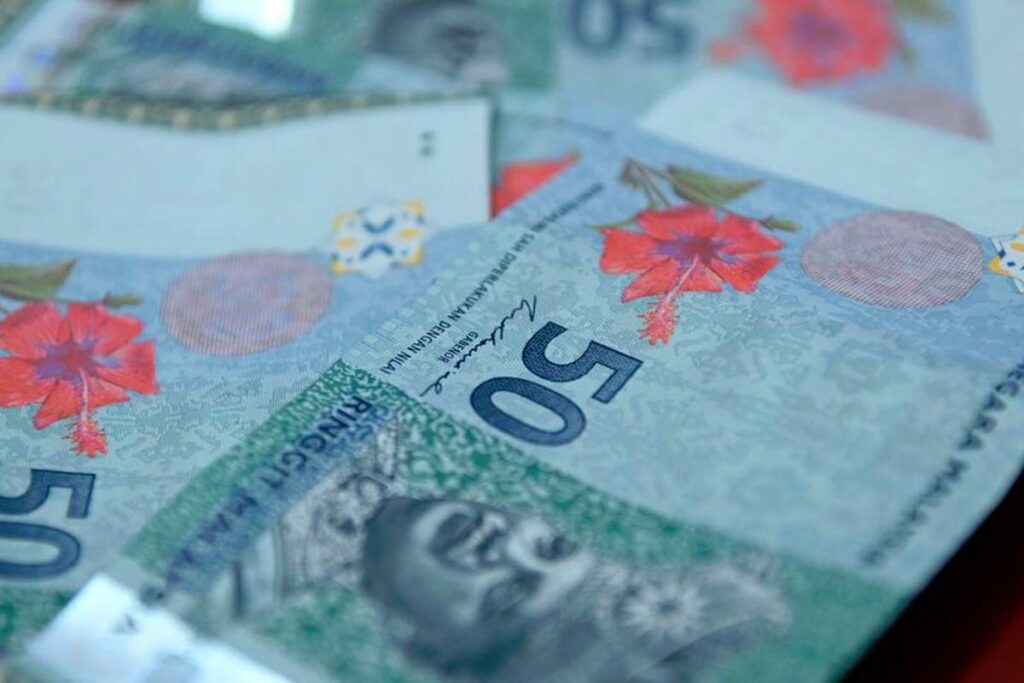 Ringgit opens higher against US dollar on upbeat China data Ringgit opens higher against US dollar on upbeat China data