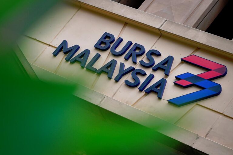 Bursa opens higher despite weaker Wall Street